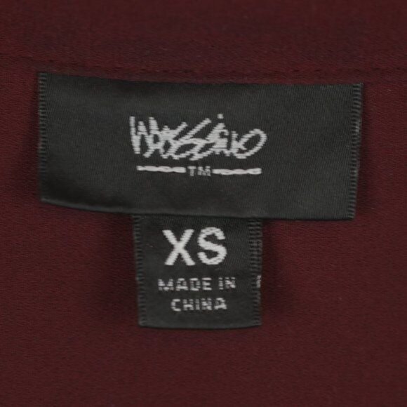 Mossimo Women's Extra Small Maroon Crepe Roll Tab Long Sleeve Button Up Shirt - Picture 6 of 7